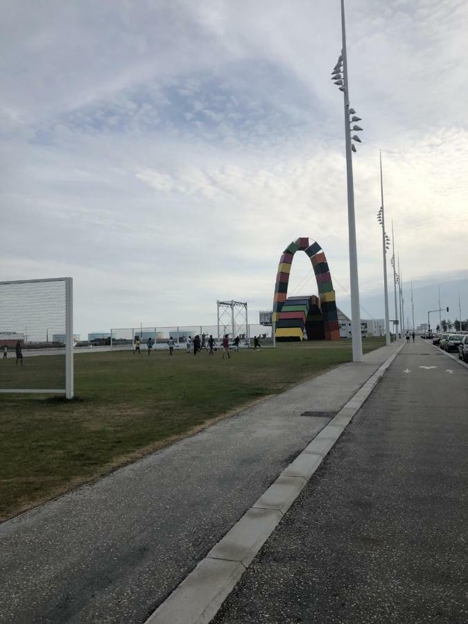 La Catene-Perret Le Havre Luaran gambar